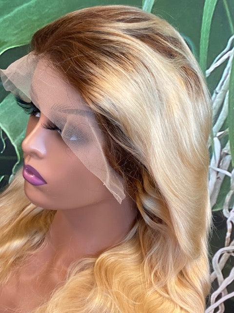 BLONDE W/ #4 ROOTS BODY WAVE FRONTAL LACE WIG